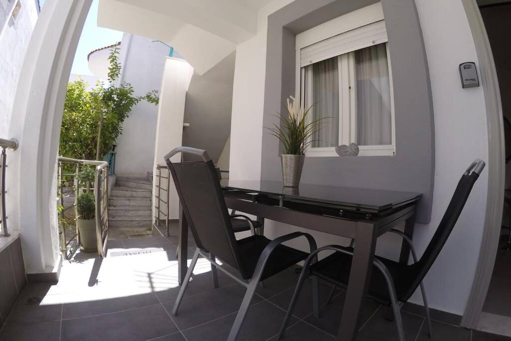 Polychrono New 2 Bedroom Apt. Just By The Sea! Eksteriør bilde