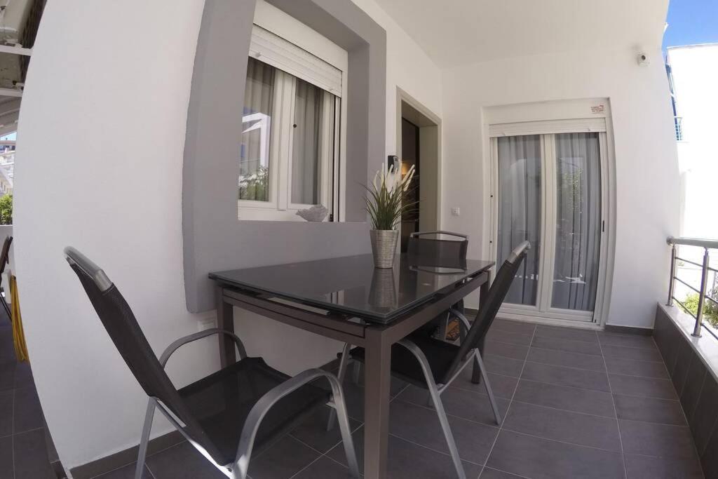 Polychrono New 2 Bedroom Apt. Just By The Sea! Eksteriør bilde